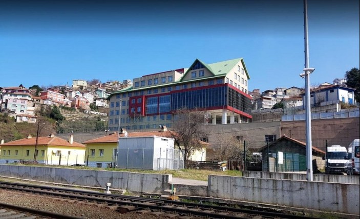 Zonguldak'ta lisede görevli öğretmenin korona testi pozitif çıktı