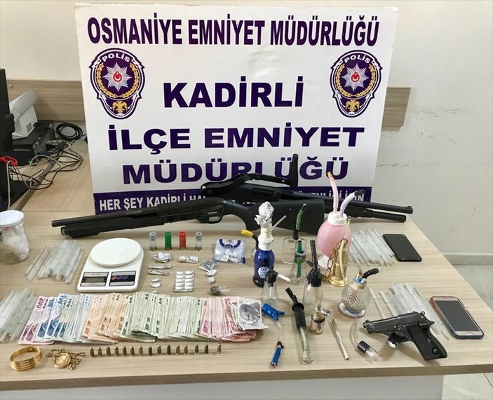 Osmaniye'de uyuşturucu operasyonu: 4 gözaltı