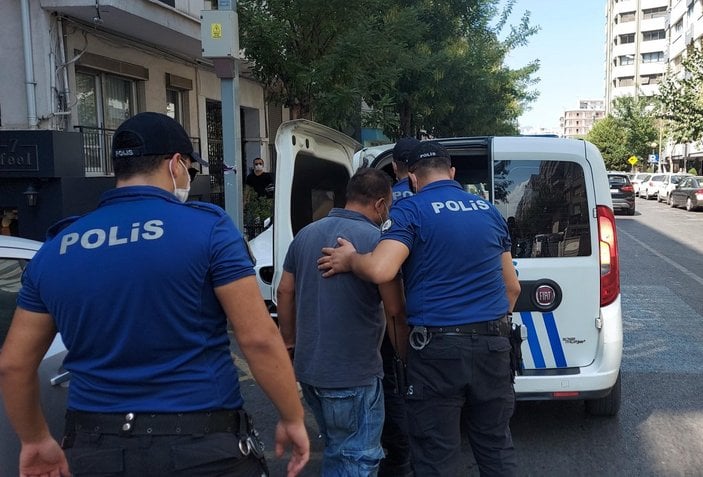 İzmir'de değnekçilere polis ‘dur’ dedi