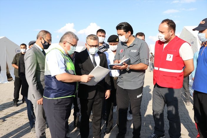 Niğde'deki depremde 143 ev hasar gördü