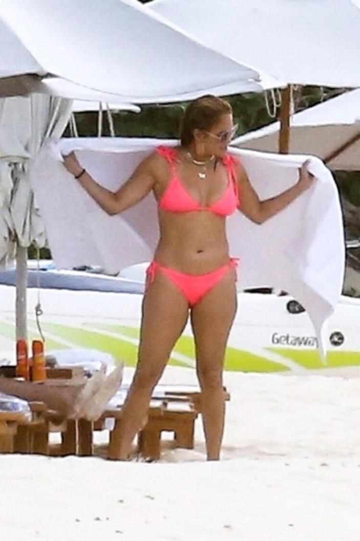 Jennifer Lopez, tatilde
