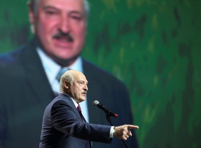 Belarus Devlet Başkanı Lukaşenko, gizli törenle yemin etti