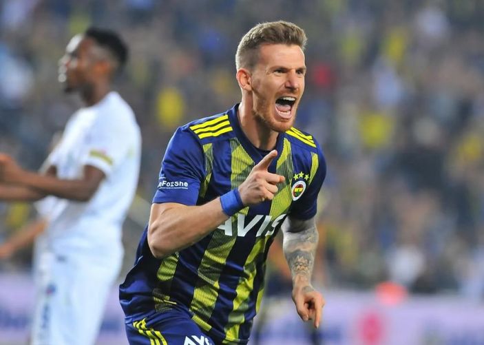 Serdar Aziz'in menajeri: Kulüpten bize bilgi gelmedi