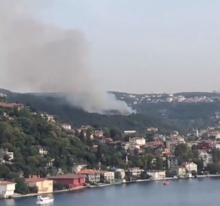 Anadolu Hisarı’nda orman yangını
