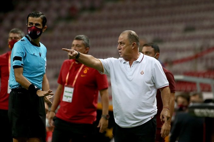 Galatasaray-Fenerbahçe derbisinde gol sesi çıkmadı