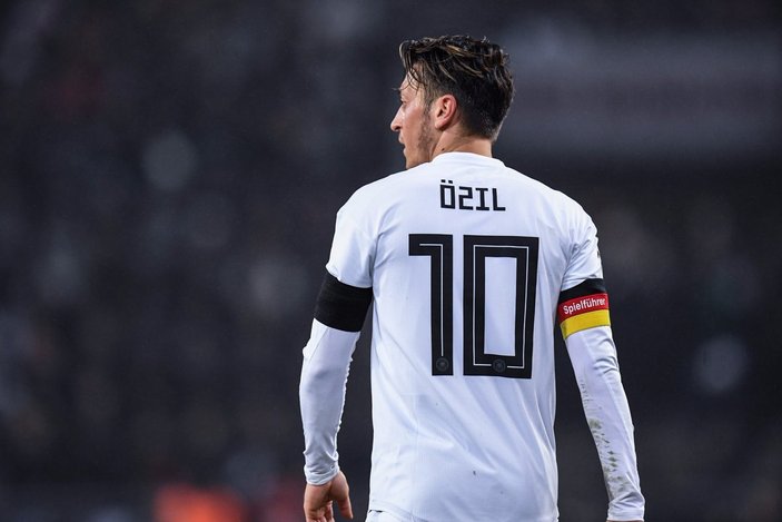 Almanya Futbol Federasyonu: Mesut Özil konusunda hata yaptık