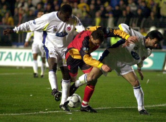 Fenerbahçe'nin forma tercihi tartışma konusu oldu