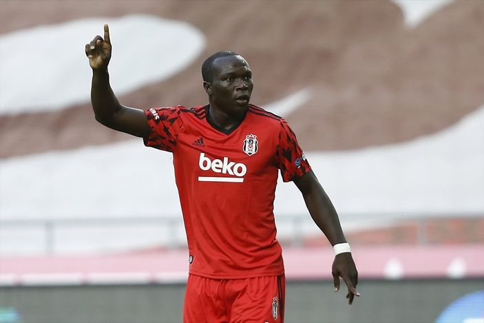 a Portekiz basınından Aboubakar ve meşale yorumu