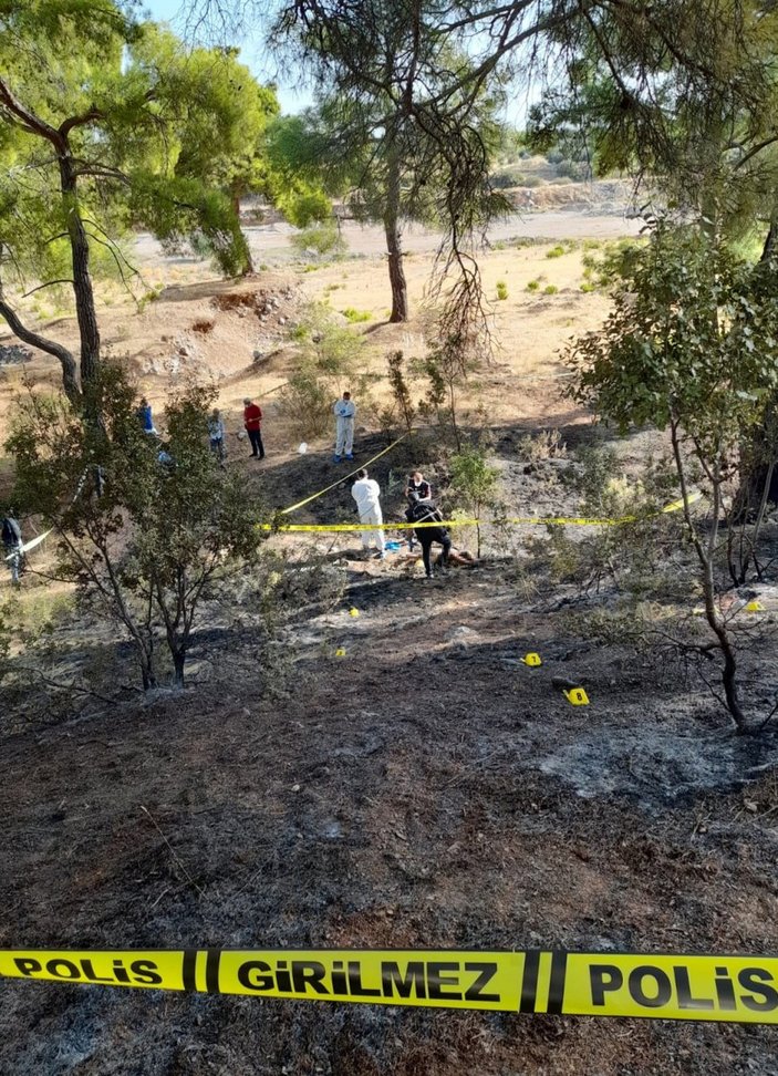Antalya'da orman yangını söndürülürken ceset bulundu