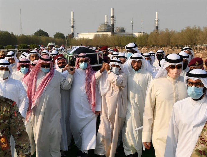 Kuveyt Emiri es-Sabah defnedildi