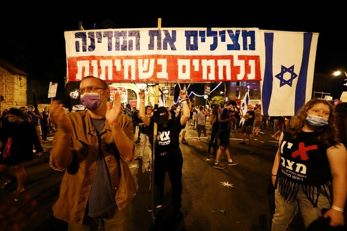 Netanyahu, İsrail'de karantinayı 1 yıl uzatmayı planlıyor