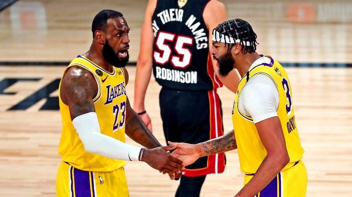 Los Angeles Lakers, NBA final serisinin ilk maçını kazandı