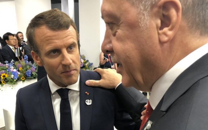 Fransa Cumhurbaşkanı Macron: Türkiye, Suriye’den paralı savaşçıları Dağlık Karabağ’a gönderiyor