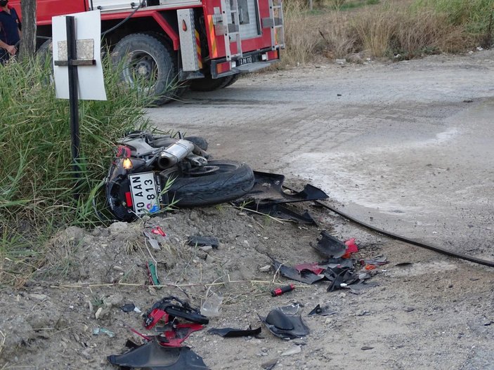 Kütahya’da kamyona çarpan motosiklet sürücüsü hayatını kaybetti