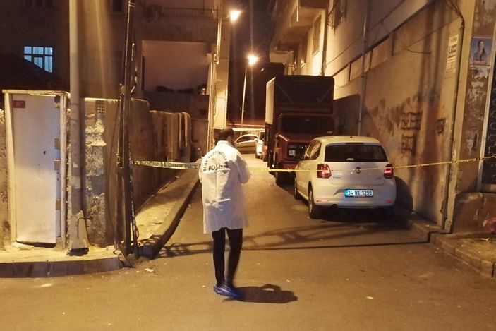 Şişli'de sokakta yürürken silahlı saldırıya uğradı