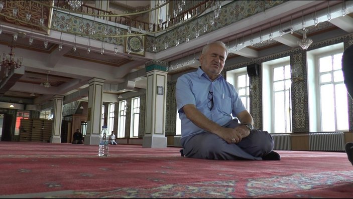 Eskişehir'de emekli imam, bilgi ve harika ses yeteneğini internette paylaşıyor