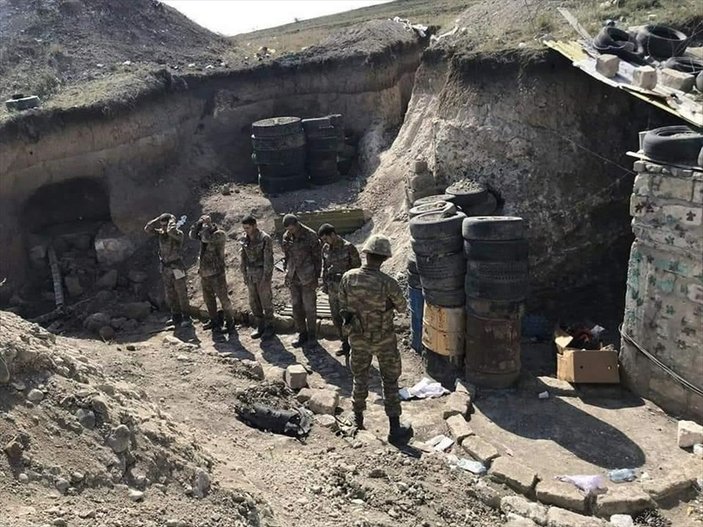 Azerbaycan ordusuna teslim olan Ermeni askerler