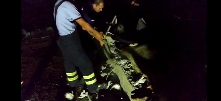 Hatay'da bir inek kanala düştü