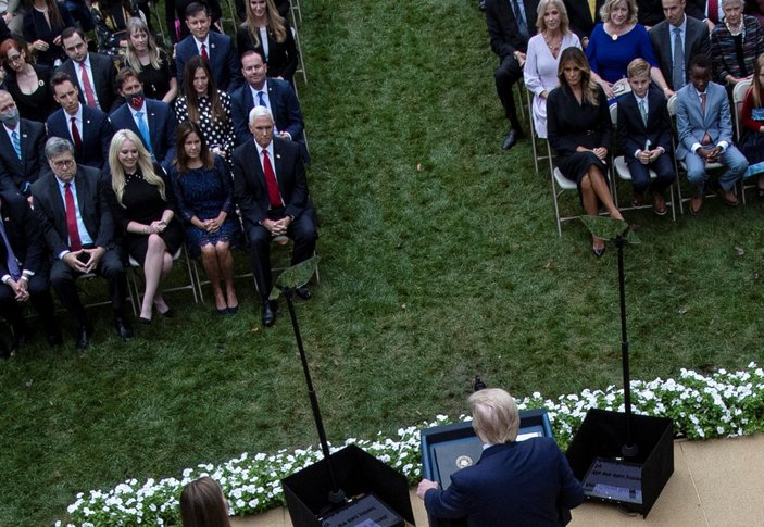 ABD Başkanı Donald Trump'ın, virüse yakalanmadan önce katıldığı kalabalık toplantılar
