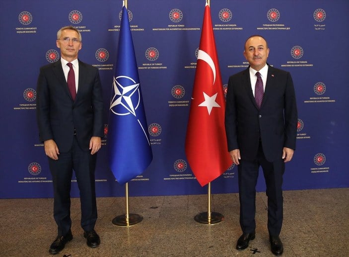 Mevlüt Çavuşoğlu: Savunma ihtiyaçlarını NATO içinde halletmeliyiz