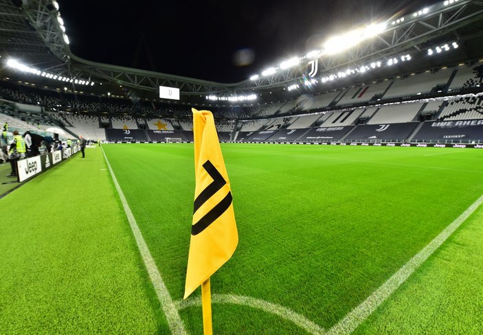İtalya'da Juventus-Napoli maçına koronavirüs engeli
