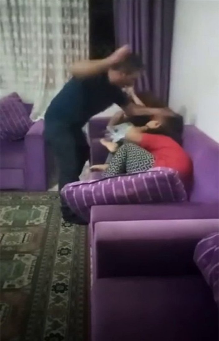 Mersin'de tutuklanan dayakçı babanın yeni görüntüleri
