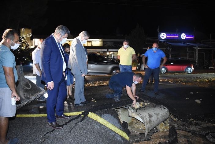 a Bodrum'da içme suyu isale hattı patladı