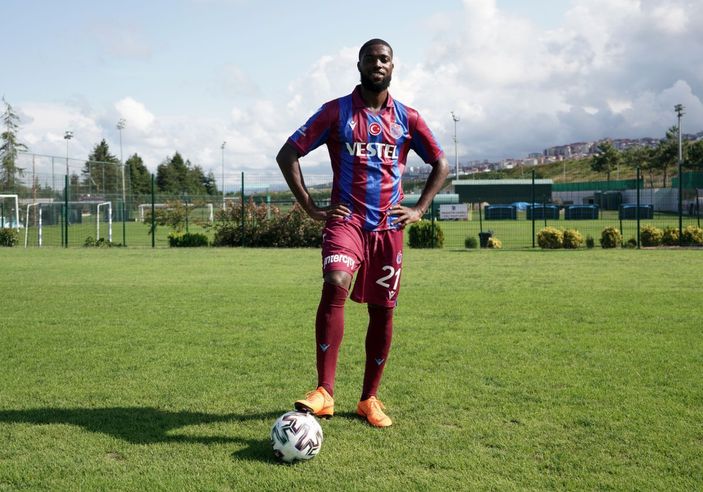 Djaniny Tavares'in lisansı çıkarılamadı