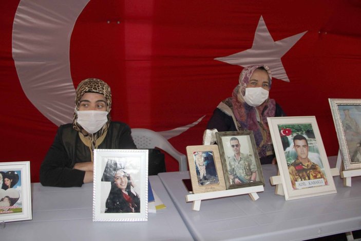 HDP önündeki ailelerin evlat nöbeti 400'üncü gününde