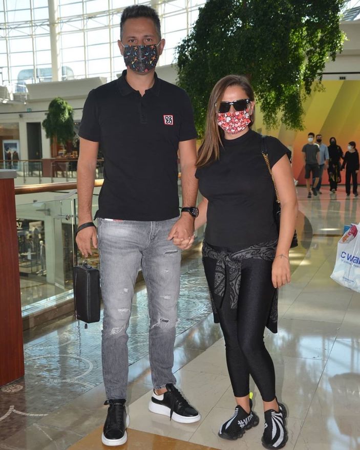 Merve Özbey'in bebeği göründü