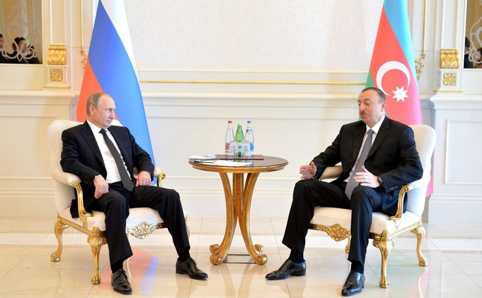 Vladimir Putin ve İlham Aliyev, Dağlık Karabağ'ı görüştü