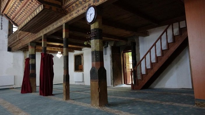 Erzurum’da 354 yıllık ahşap cami ilgi görüyor