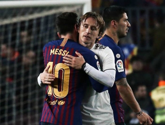 Luka Modric: Messi'nin Barcelona'da kalmasına sevindim