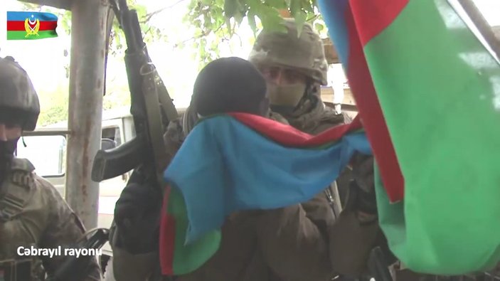 Azerbaycan bayrağı, işgalden kurtarılan Cebrail'de dalgalanıyor