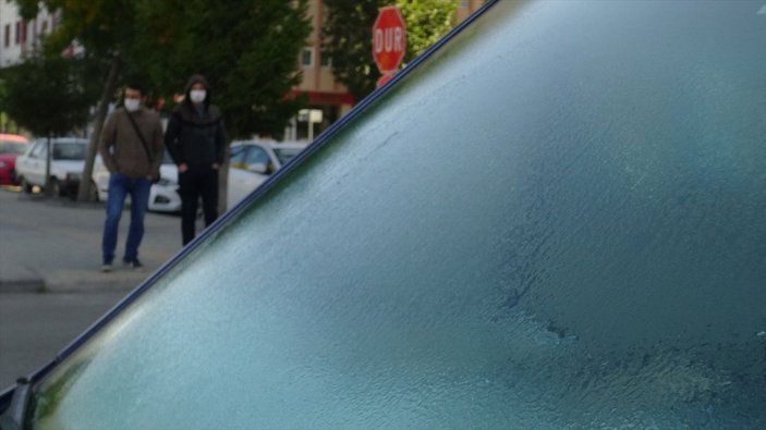Kars’ta hava sıcaklığı eksi 3 dereceye düştü