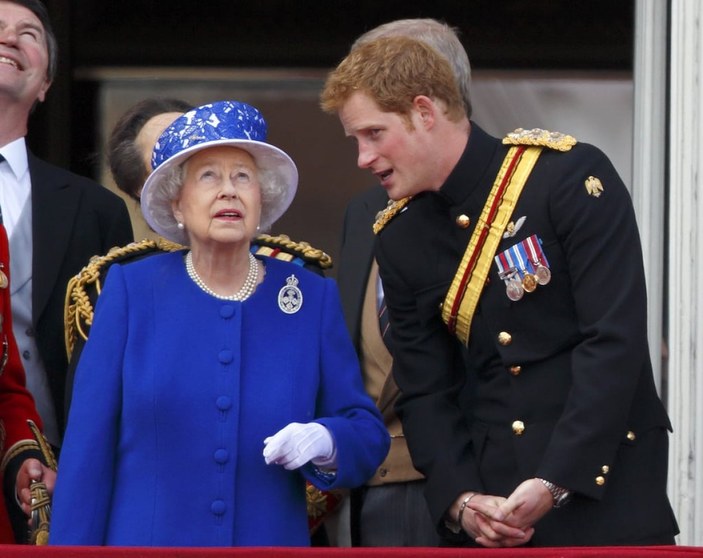 İngiltere Kraliyet Ailesi'nde Prens Harry hazırlığı