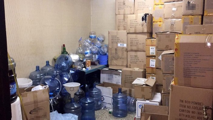 İzmir polisi, 7 ton sahte içki ele geçirdi