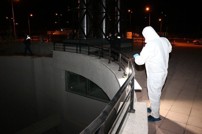 Erzincan'da hastaneden kaçmak isteyen virüslü hasta balkondan düştü