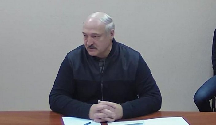 Belarus Devlet Başkanı Lukaşenko tutuklu muhaliflerle görüştü