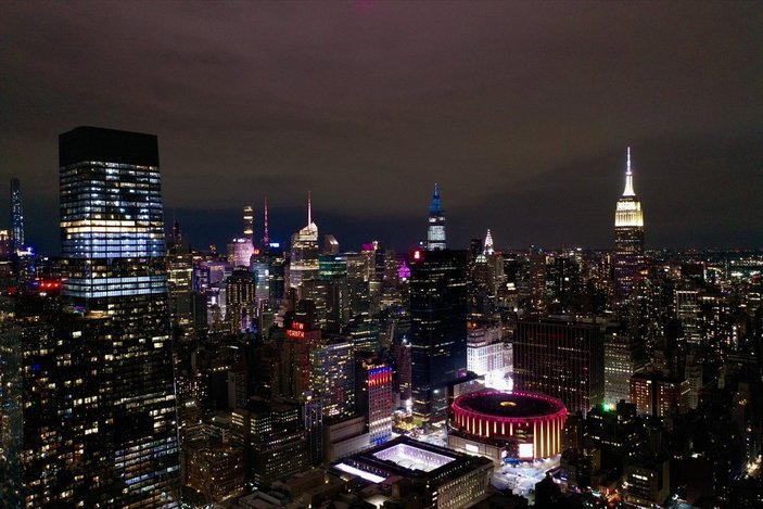 New York'un eşsiz gece manzarası havadan görüntülendi