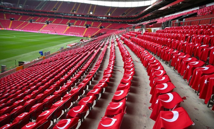 TFF: Sırbistan maçında localara seyirci alınacak