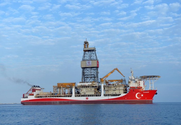 Kanuni sondaj gemisi Karadeniz'e dümen kıracak