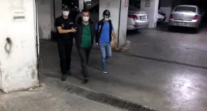 İzmir merkezli FETÖ operasyonunda 89 şüpheliye gözaltı