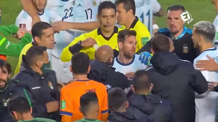 Messi, Marcelo Moreno ile maç sonu kavga etti