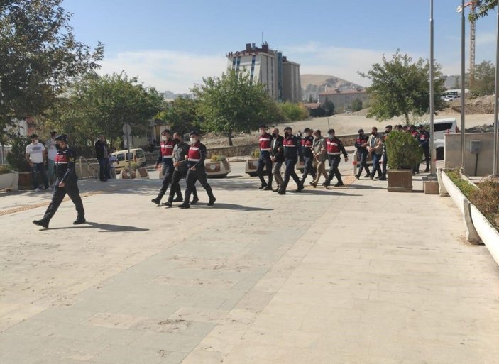Elazığ'da 2 tona yakın kablo çalan 9 hırsız, Diyarbakır'da yakalandı