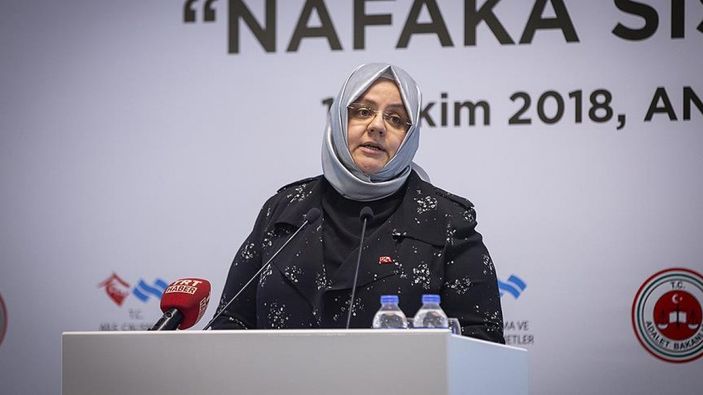 Zehra Zümrüt Selçuk: Nafaka süresinin 2 ya da 3 yıl olması tartışılabilir
