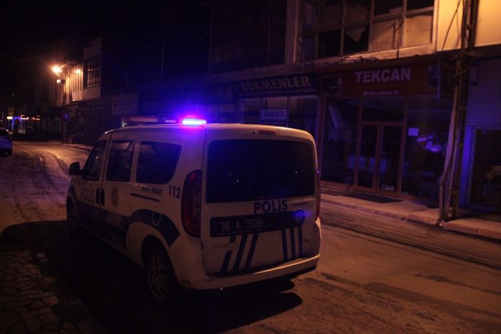 i Kayseri'de, intihara teşebbüs eden kişi kurtarıldı