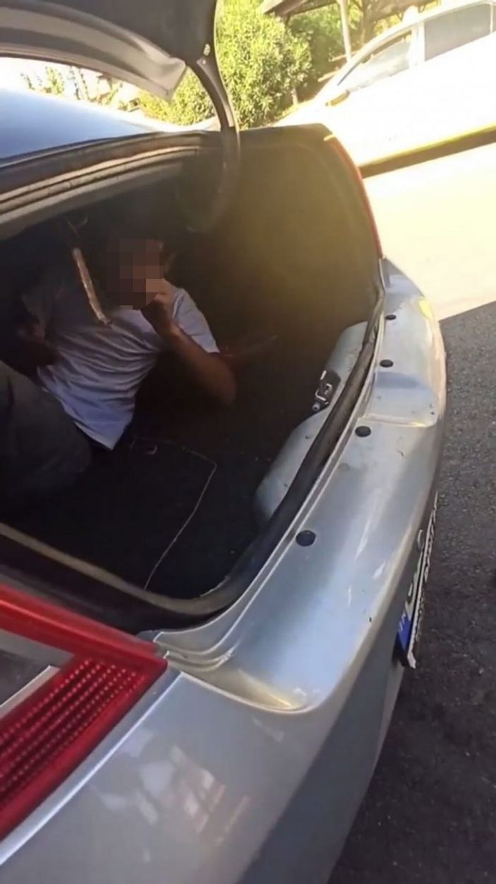 Antalya’da hırsızı bagaja kapattılar