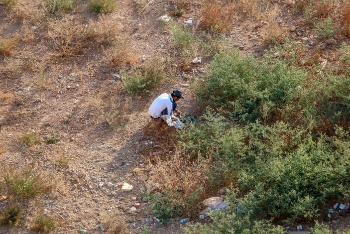 Antalya'da boş araziyi mesken tutan uyuşturucu bağımlıları