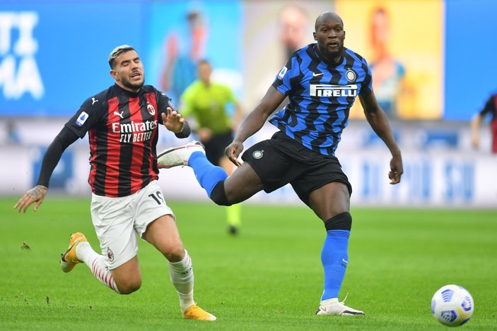 Milan, Inter'i Ibrahimovic'in golleriyle yıktı